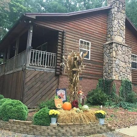 Tn State Parks Open! Hikes, Waterfalls, Firepits! Spencer Exterior photo