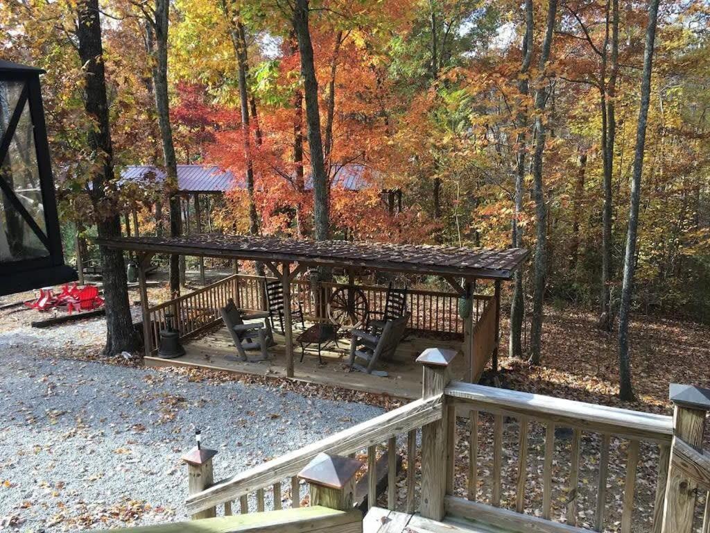 Tn State Parks Open! Hikes, Waterfalls, Firepits! Spencer Exterior photo